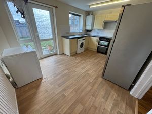 Photo 16- click for photo gallery